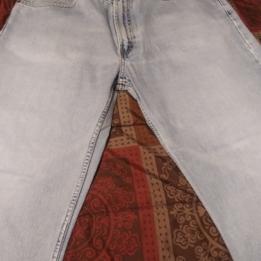 Levi's - Picture 2 of 2